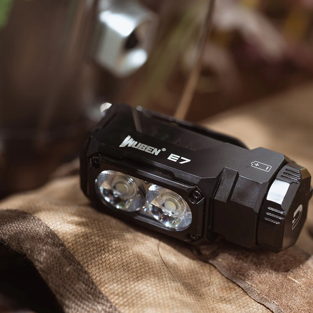 E7 Multi-functional EDC Flashlight 1800 Lumens - Image 22
