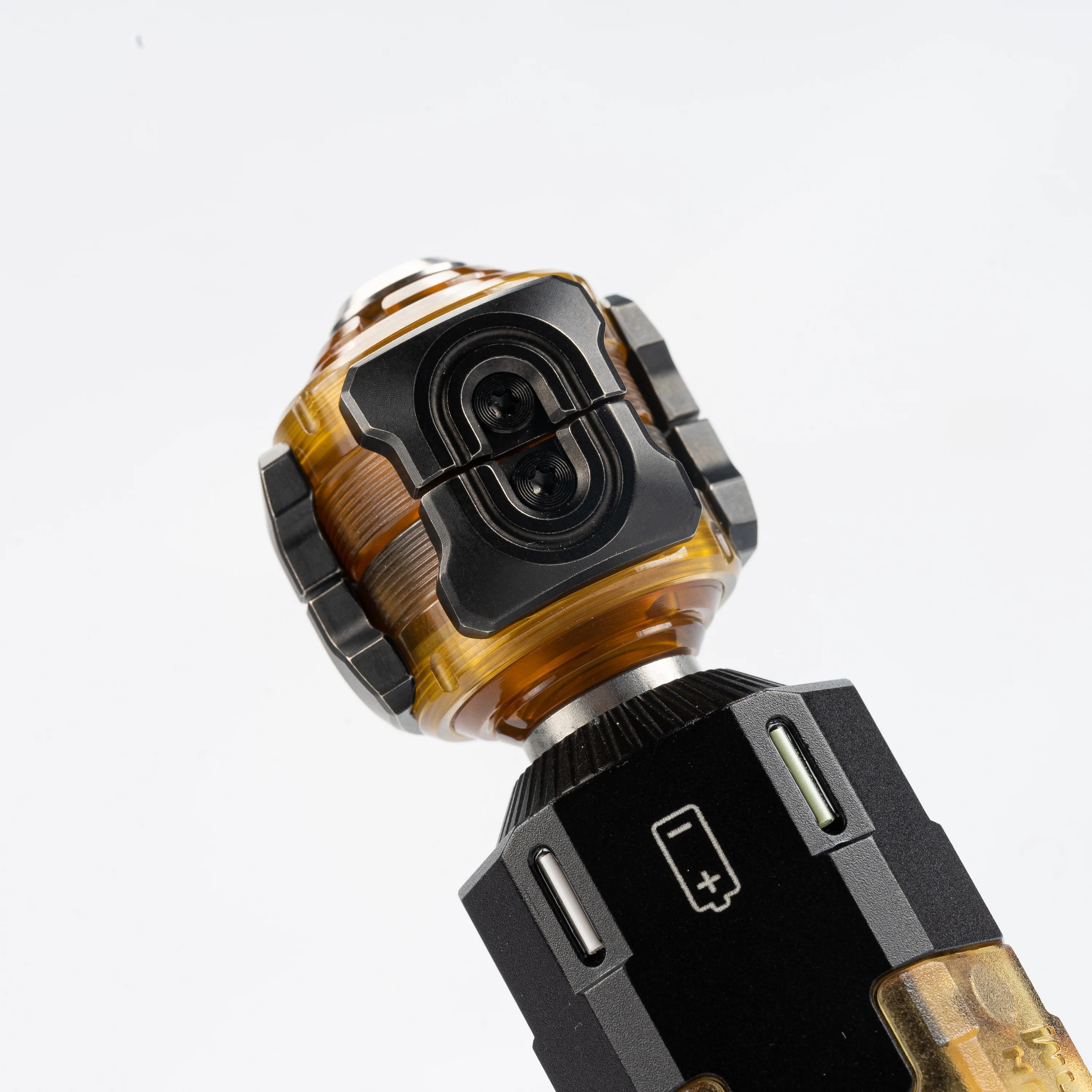 Wuben E8 Compact Magnetic Modular EDC Flashlight - Image 29
